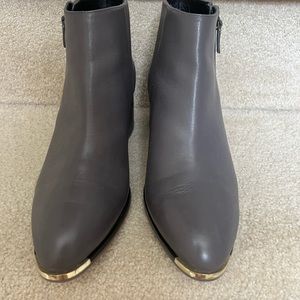 Shoes Cole Haan, like new condition, leather